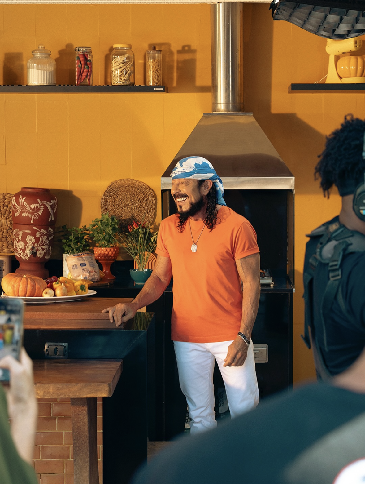 Bell Marques durante a gravação do filme publicitário do Frango Fresquinho Gujão